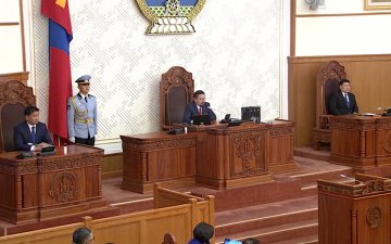 2030 он хүртэл “Ирээдүйн өв” сангаас ямар нэгэн байдлаар зарцуулалт хийх ёсгүй гэсэн ч хүүхдийн мөнгөний хуримтлалд зарцуулсан