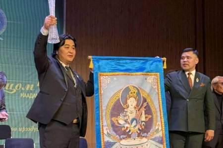 “Болор цом”-ын эзнээр Н.Минжинсайхан тодорлоо