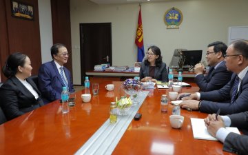 “ЭРДЭНЭТ ҮЙЛДВЭР” ТӨҮГ-ТАЙ ХАМТЫН АЖИЛЛАГААГАА ЯРИЛЦАВ