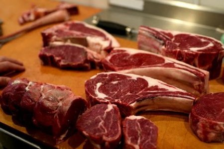Үхрийн мах нэг килограмм нь 12,600-15,500 төгрөгийн үнэтэй байна