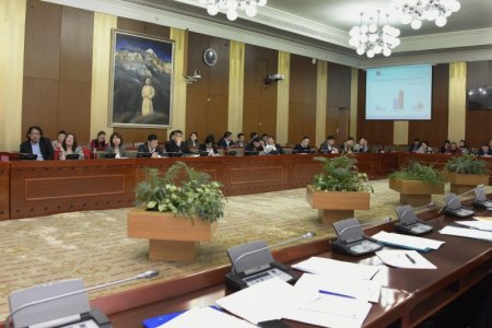 Баяжуулсан хүнсний тухай хуулийн төслийг үйлдвэрлэгчдээр хэлэлцүүллээ