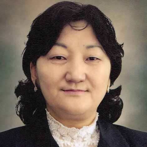 Л. Алтанцэцэг