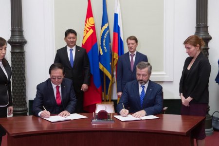 Монгол Улс, ОХУ-ын аж ахуйн нэгжүүд хамтын ажиллагааны баримт бичигт гарын үсэг зурав