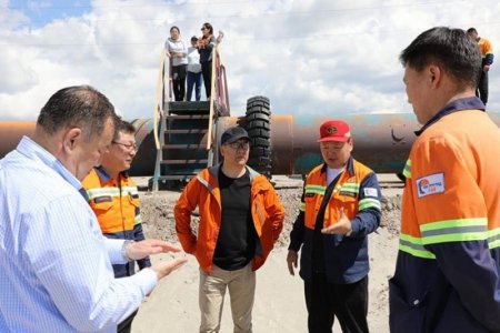 Байгаль орчин, аялал жуулчлалын сайд Б.Бат-Эрдэнэ Орхон аймагт ажиллаж байна