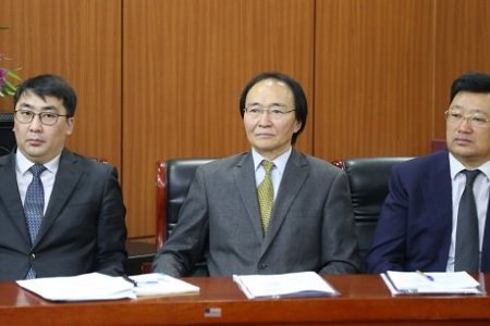 “Хэрэглэгчдээ дээдэлсэн хүнс, хөдөө аж ахуй, хөнгөн үйлдвэрийн салбарын бодлого” сэдэвт сургалт болж байна