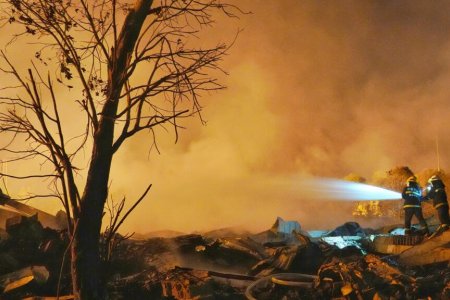 БНХАУ-д салютын үйлдвэрт дэлбэрэлт гарч, 26 хүн нас баржээ 