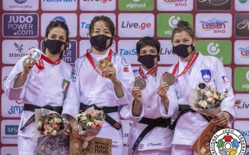 МУГТ М.Уранцэцэг энэ сард хоёр дахиа их дуулга тэмцээнд түрүүллээ 