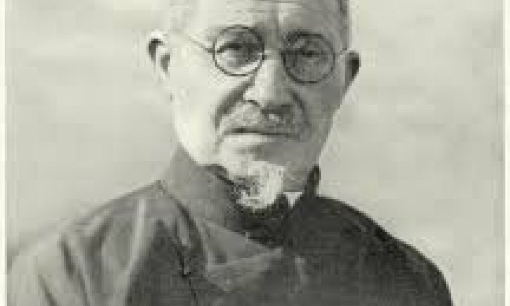 Mongol Studies in Low Countries: Antoine Mostaert's Heritage