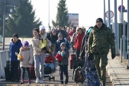 ОХУ эзлэн түрэмгийллээ эхлүүлснээс хойш Украины 7 сая гаруй иргэн бусад улс руу дүрвэжээ