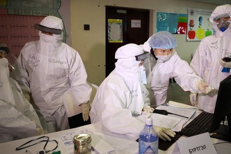 “Яармаг-100” эмнэлэгт 270 эмч, эмнэлгийн мэргэжилтнүүд дадлага сургуулилалт хийж байна