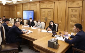 ЕРӨНХИЙ САЙДЫН НЭРЭМЖИТ СУРГАЛТЫН ТЭТГЭЛГИЙН СОНГОН ШАЛГАРУУЛАЛТАД 75 ОЮУТАН ЗАЛУУС ТЭНЦЛЭЭ