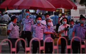 БНХАУ-ын Бээжин хотод  