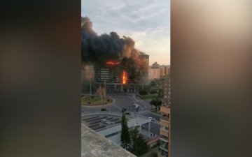 Өнгөрсөн Баасан гарагт Испаний Валенсиа хотод хоёр орон сууцны барилга шатсаны улмаас 10 хүн амиа алдсан нь тогтоогджээ
