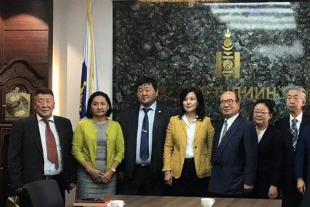 Хүүхдийн шүдний өвчний оношилгоо, эмчилгээнд дэмжлэг үзүүлэх төсөл хэрэгжинэ