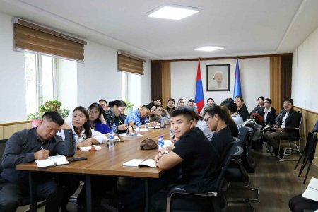 АРХИВ, АЛБАН ХЭРЭГ ХӨТЛӨЛТИЙН УЛСЫН ҮЗЛЭГТ БЭЛТГЭХ СУРГАЛТ ЗОХИОН БАЙГУУЛАГДАЖ БАЙНА.