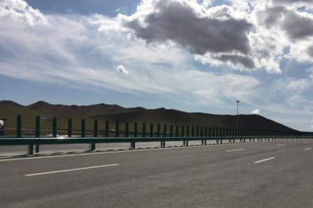 Хурдны замын зорчих хэсгийг нээжээ