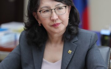 БШУ-ы сайд Л.Цэдэвсүрэн: Боловсролын цахим сургалт, технологи, контентыг анх удаа хуульчлах гэж байна