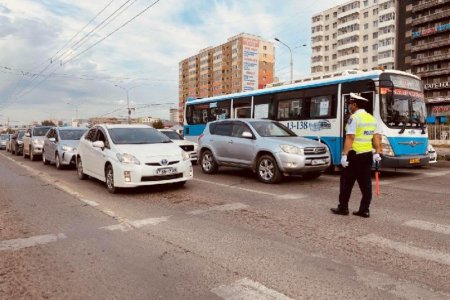 Нийслэлд 07:00 цагаас эхлэн замын хөдөлгөөний ачаалал нэмэгджээ