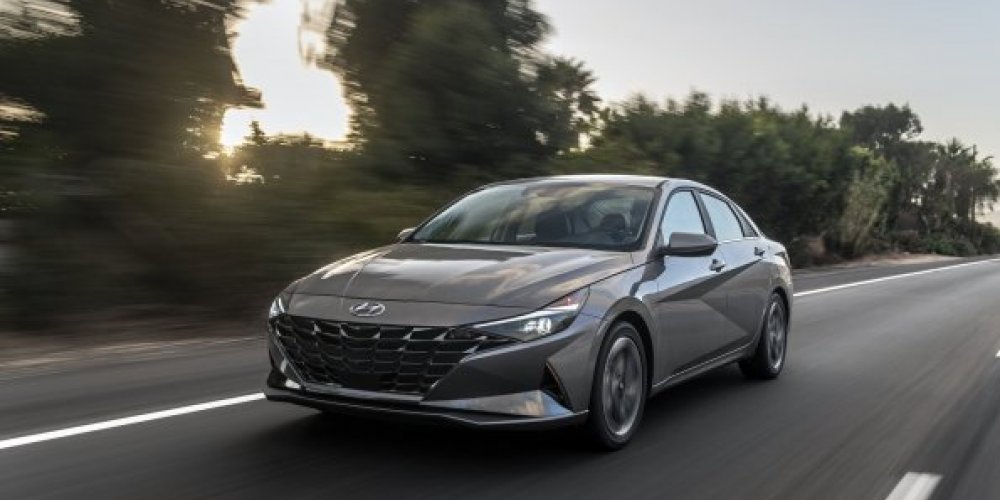 Hyundai Elantra Hybrid, IONIQ 5 and Santa Cruz Win Strategic Vision 2022 Total Quality Awards