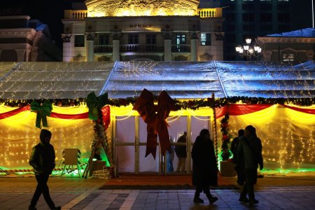 Төв талбайд “Крисмасс маркет” ажиллаж эхэллээ