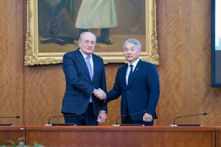 Тэргүүн Шадар сайд Ж.Энхбаяр “Газпром” НХН-ийн төлөөлөгчдийг хүлээн авч уулзав