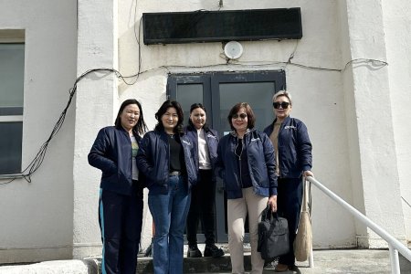 ЭРҮҮЛ МЭНДИЙН ГАЗРЫН ДЭМЖЛЭГТ ХЯНАЛТЫН БАГУУД СУМДАД АЖИЛЛАЖ БАЙНА