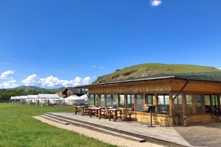 What do you know about mongolian ger tourist camp?