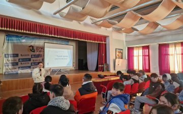 Дотуур байрны суралцагчдад сургалт зохион байгууллаа