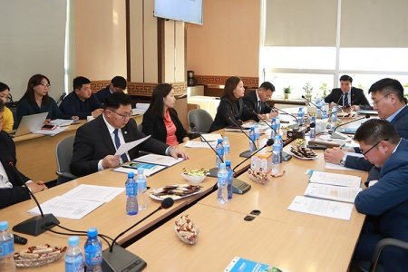 “Улаанбаатар хотын гэр хорооллыг хөгжүүлэх хөрөнгө оруулалтыг дэмжих хөтөлбөр”-ийн төслийн удирдах хороо хуралдав