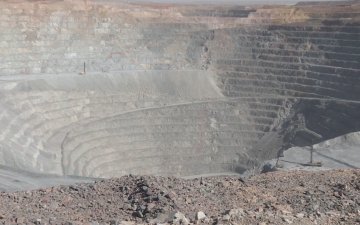 Л.Оюун-эрдэнэ: Гүний уурхайн олборлолт эхэлснээр нэг хүнд ногдох ДНБ 10 мянган ам.долларт хүрэх боломжтой