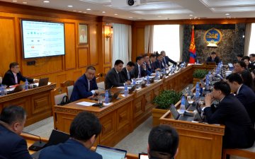 Тэтгэвэрт гарсан ч төрд ажиллаж буй 6161 албан хаагчийн цалинд жилд 31 тэрбум төгрөг зарцуулж байна