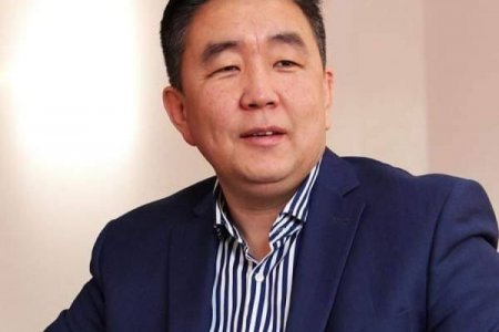 Д.Мөнх-Эрдэнэ: Дарангуйлагч С.Эрдэнийг шинэчилж чадаагүй залуучууд Монголыг шинэчилж чадахгүй