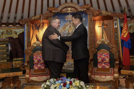 Монгол Улсын Ерөнхийлөгч У.Хүрэлсүх ОХУ-ын Засгийн газрын орлогч даргыг хүлээн авч уулзав