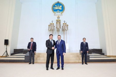 Бүгд Найрамдах Чех Улсаас Монголд суух Элчин сайд Итгэмжлэх жуух бичгээ өргөн барив