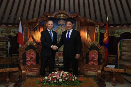 Монгол Улсын Ерөнхийлөгч У.Хүрэлсүх, БНПУ-ын Ерөнхийлөгч Анджей Дуда нар ганцаарчилсан уулзалт хий