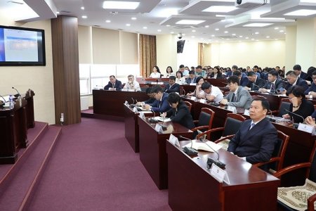 Наймдугаар сарын 15-ны дотор бүх сургууль, цэцэрлэгийн засвар, үйлчилгээний ажлыг дуусгахыг үүрэг болголоо