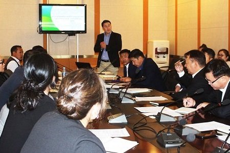 Хүлэмжийн хийн ялгарлын талаар уулзалт ярилцлага, сургалт боллоо