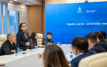 Эдийн засаг, хөгжлийн дэд сайд Содномдаржаагийн Даваасүрэн ажлаа хүлээж авлаа 