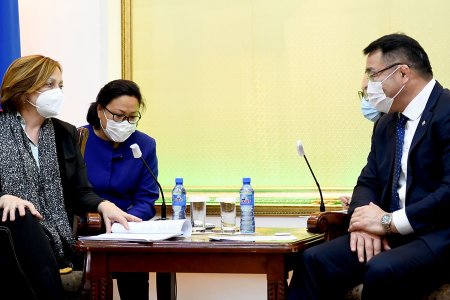 Хотын дарга Европын сэргээн босголт, хөгжлийн банкны төлөөлөлтэй уулзлаа