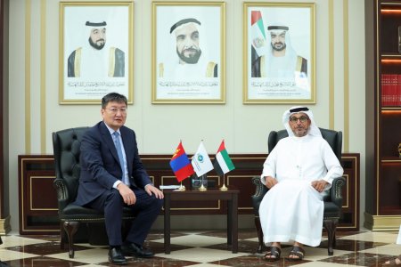 Абу Дабигийн Хөрөнгө оруулалтын газар болон Хөгжлийн сангийн удирдлагуудтай уулзав
