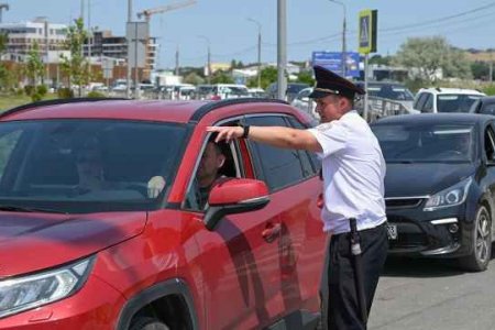 ОХУ-ын хэд хэдэн бүс нутагт шатахууны хомсдол нүүрлэж, борлуулалтад дахин хязгаарлалт тогтоож эхэллээ
