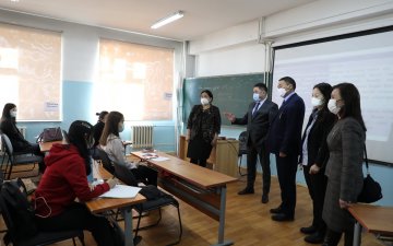 АРХАНГАЙ АЙМАГ ДАХЬ БАГШИЙН СУРГУУЛЬ ӨРСӨЛДӨХ ЧАДВАРАА НЭМЭГДҮҮЛЖ, БҮРЭН ХҮЧИН ЧАДЛААРАА АЖИЛЛАХ ШААРДЛАГАТАЙ ГЭВ