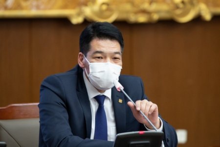 Эрүүл мэндийн сайд С.Энхболд: “Өрхийн эмнэлэг иргэнээс шинжилгээний төлбөр авах үндэслэлгүй”