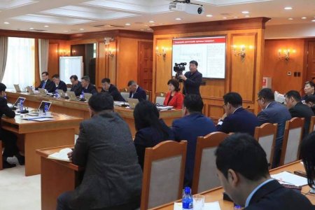 Засгийн газар агаарын бохирдлын асуудлаар өргөтгөсөн хуралдаан хийж байна