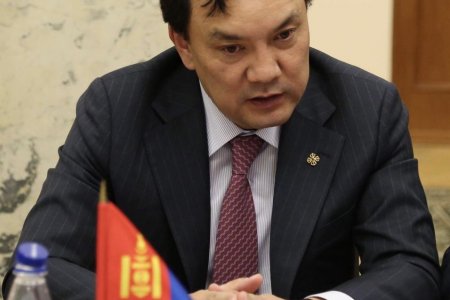 Б.Батзоригийг гишүүнээс нь түдгэлзүүлэх саналыг прокурорын байгууллагаас ирүүлжээ 