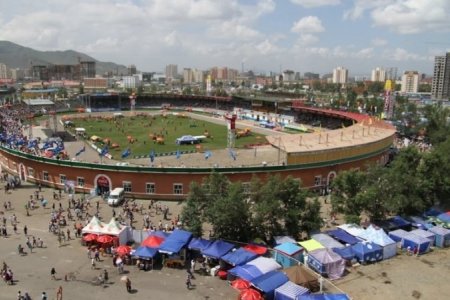 Төв цэнгэлдэх хүрээлэнгийн үлдсэн 49 хувийг хувьчлахаар НИТХ-ын хуралдаанаар баталжээ