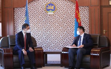 ХОЁР ОРНЫ БОЛОВСРОЛ, ШИНЖЛЭХ УХААНЫ САЛБАРЫН ХАМТЫН АЖИЛЛАГААГ ЭРЧИМЖҮҮЛНЭ