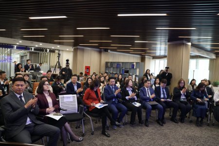 “ХАРИУЦЛАГАТАЙ ЗАСАГЛАЛ-ИЛ ТОД, НЭЭЛТТЭЙ БАЙДАЛ” ХЭЛЭЛЦҮҮЛЭГ БОЛЛОО