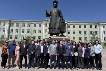 ЭДИЙН ЗАСАГ, ХӨГЖЛИЙН ЯАМНААС БАРУУН БҮСИЙН ТАВАН АЙМАГТ “ОРОН НУТАГТ ТӨР, ХУВИЙН ХЭВШЛИЙН ТҮНШЛЭЛИЙН ЧАДАВХЫГ БЭХЖҮҮЛЭХ СУРГАЛТ”-ЫГ ЗОХИОН БАЙГУУЛЛАА