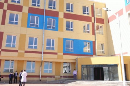 УВС АЙМАГ ДАХЬ 50 ОРТОЙ ХҮҮХДИЙН ЭМНЭЛГИЙН БАРИЛГЫГ УЛСЫН КОМИССТ ХҮЛЭЭЛГЭН ӨГӨХ ХУГАЦААТАЙ ҮҮРЭГ ӨГЛӨӨ